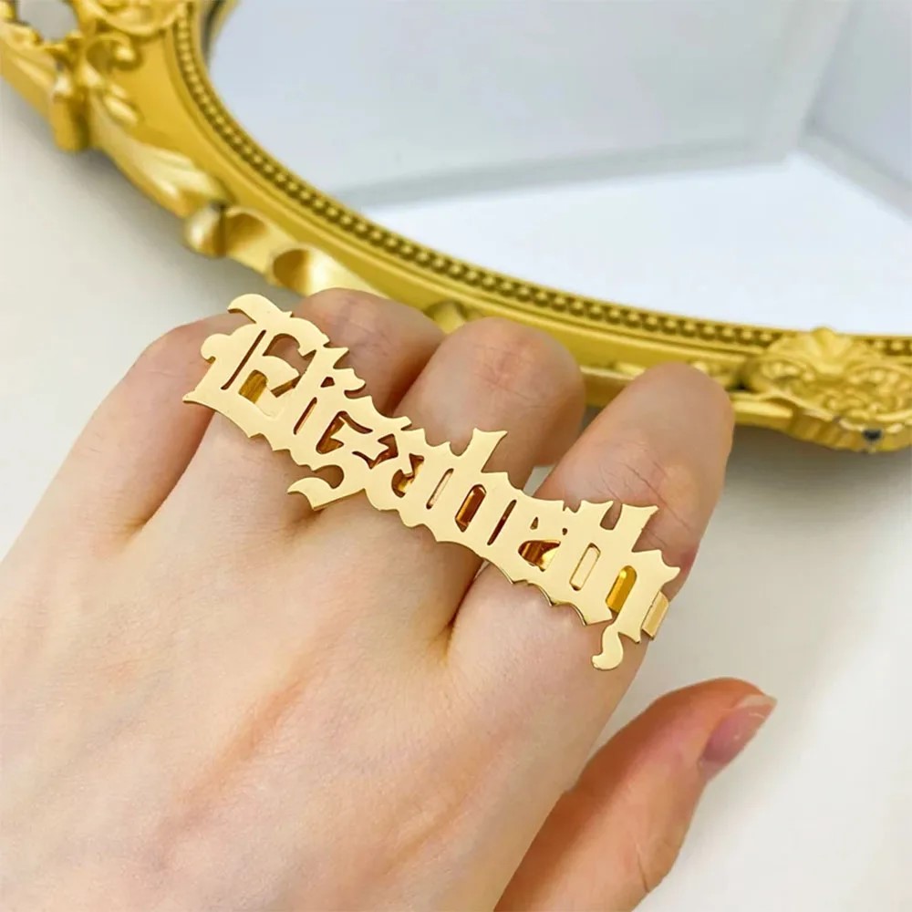 Benutzerdefinierter Namensring – Initial Ring Custom Bewertung und Preis